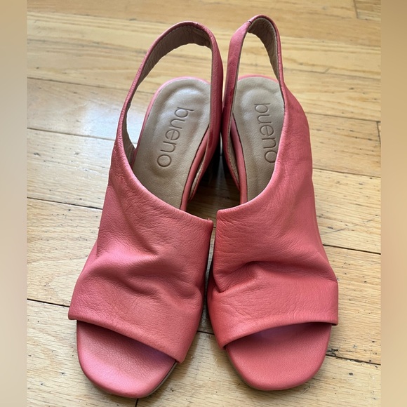 Bueno Millie Slingback Coral Sandal Sz 36 Like NEW - Picture 2 of 5